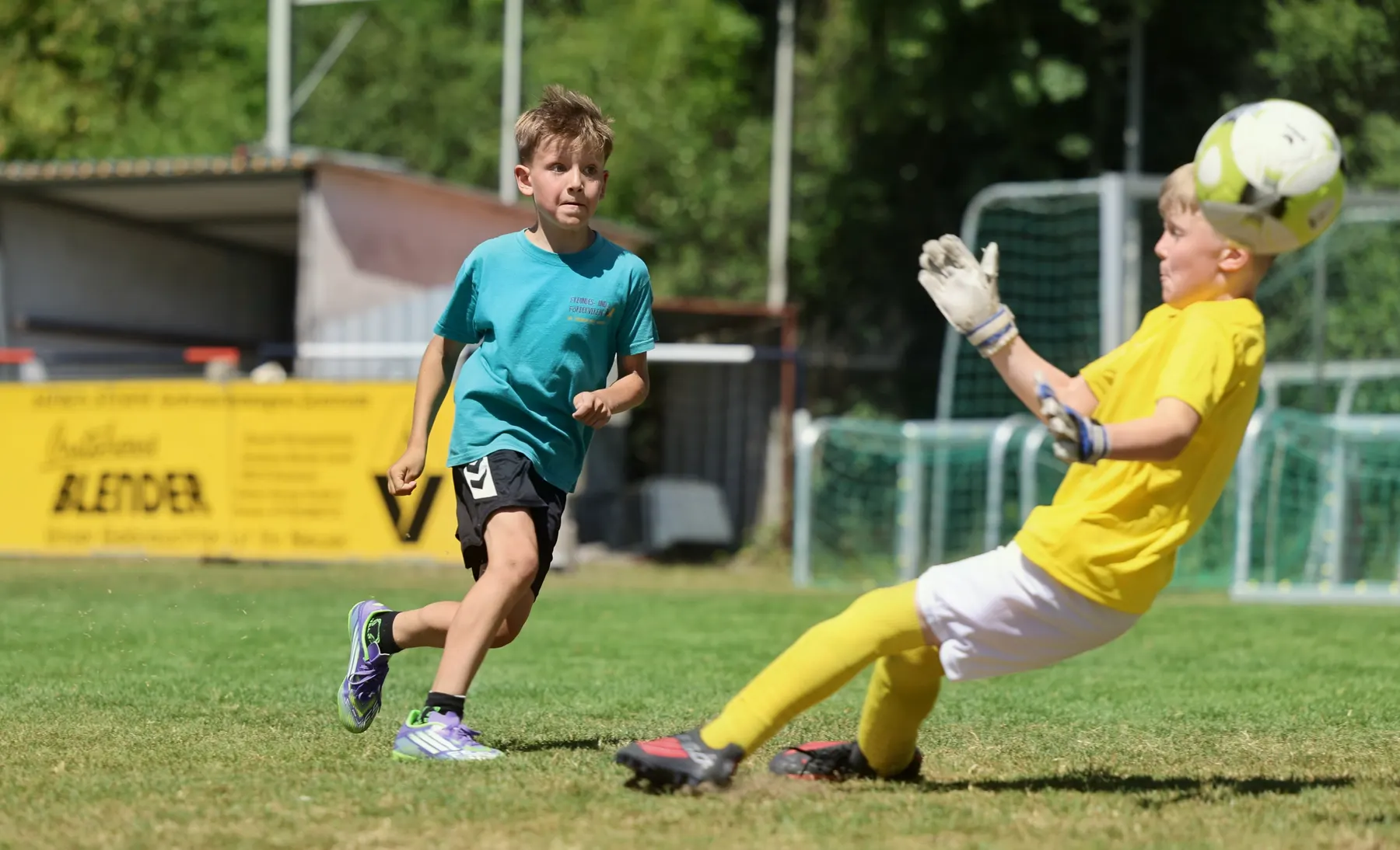 Kinder beim Zeller Grundschulturnier